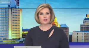 Deborah Knapp KENS 5 anchor